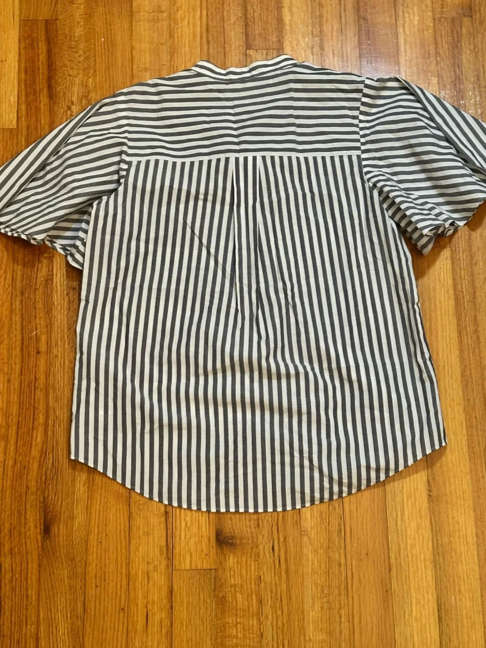 Kate Spade Broome Street Stripe Flutter Sleeve Button Down Shirt size S (j6) - Picture 7 of 11